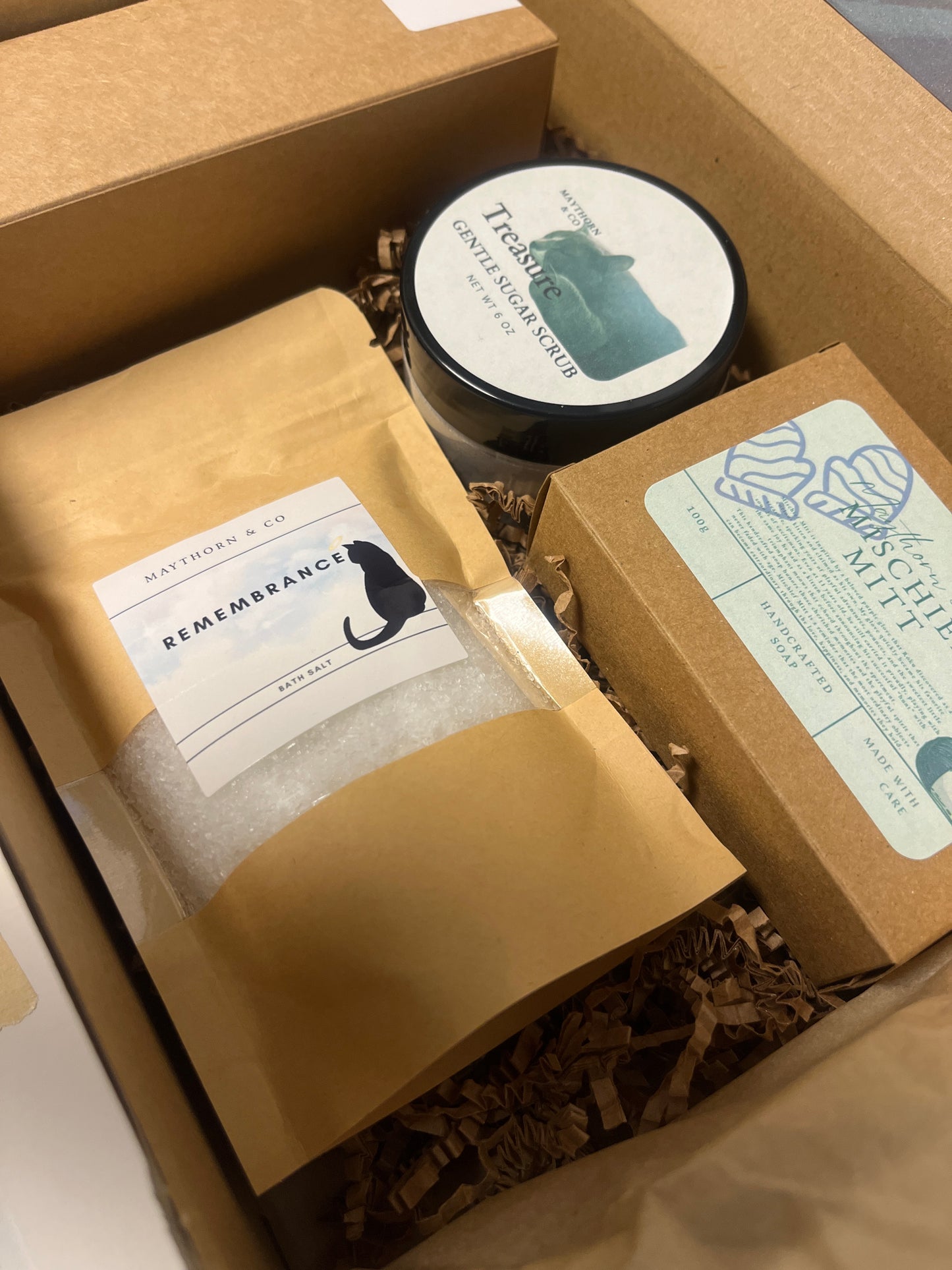 Roku Memorial Box - Limited
