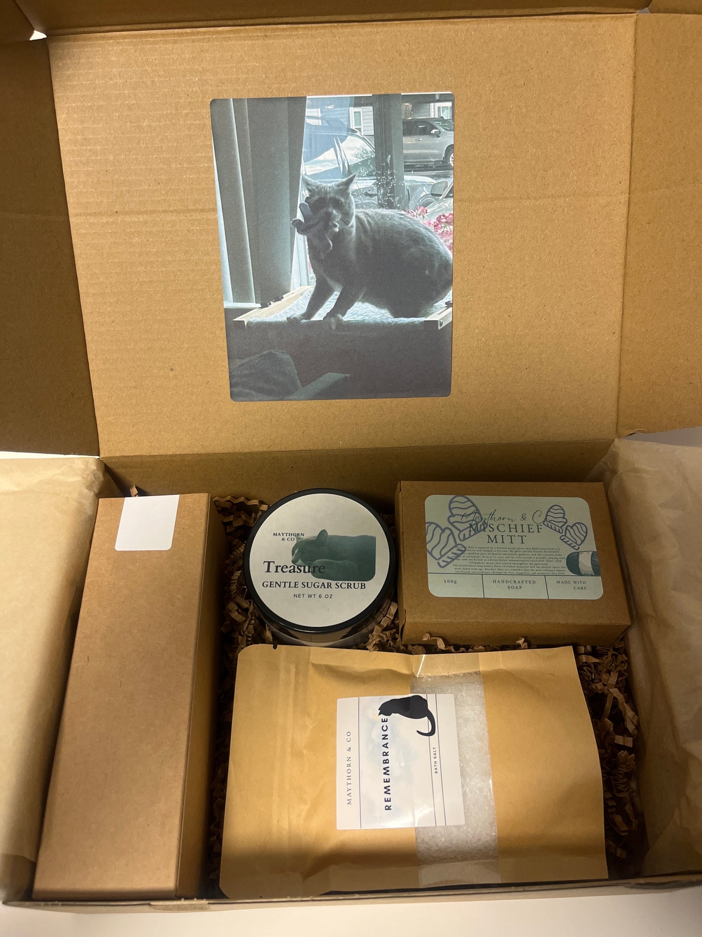 Roku Memorial Box - Limited